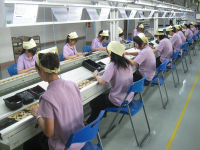 深圳海恩科技 引領高效充電，詳解高性能歐州6級能效3A輸出4USB墻壁充電器