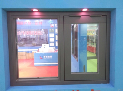 【南昌特納玻璃實(shí)業(yè)發(fā)展】-防火玻璃,鋼化玻璃,防火窗,防火門,中空防火玻璃